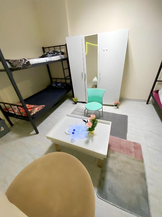 Hostel Mbz - Bed Space 